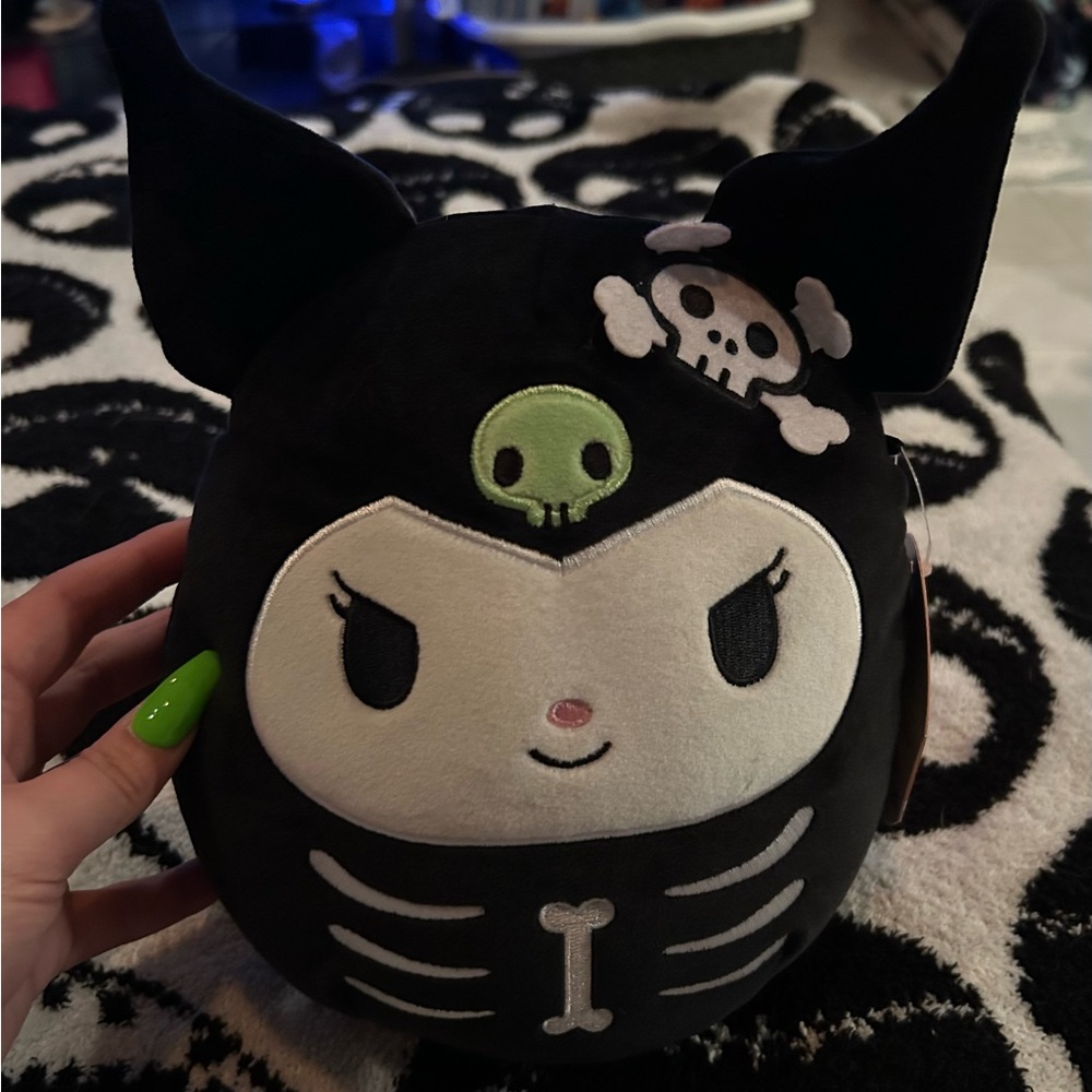 Hello Kitty Kuromi